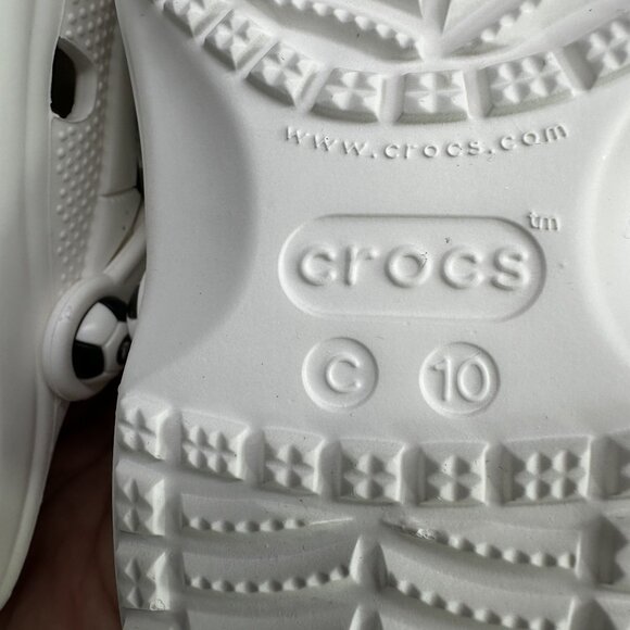 CROCS Classic Kids size 10 White Black Soccer Themed Clogs - Picture 8 of 8